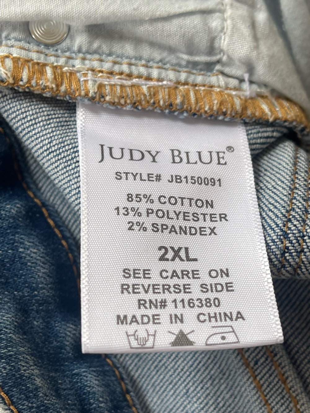 Judy Blue Plus Sz 2XL Serape Patch Distressed Denim Shorts Mid Rise Raw Hem NWT - Picture 14 of 14